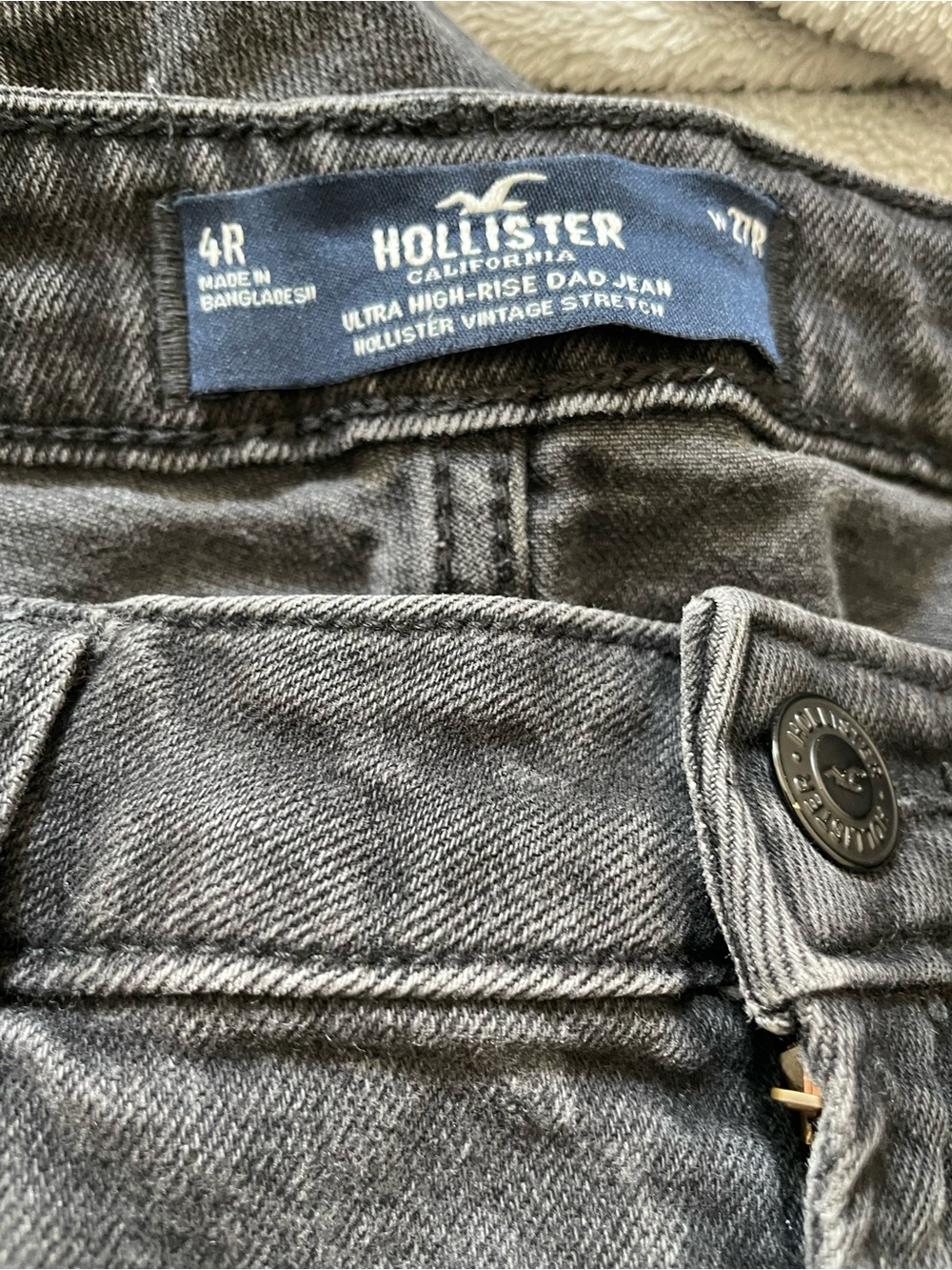 Hollister Women’s size 4R Ultra High-Rise Dad Jeans - charcoal